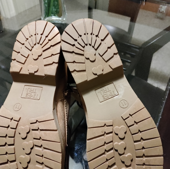 Brand New Hicking Boots - Picture 5 of 5